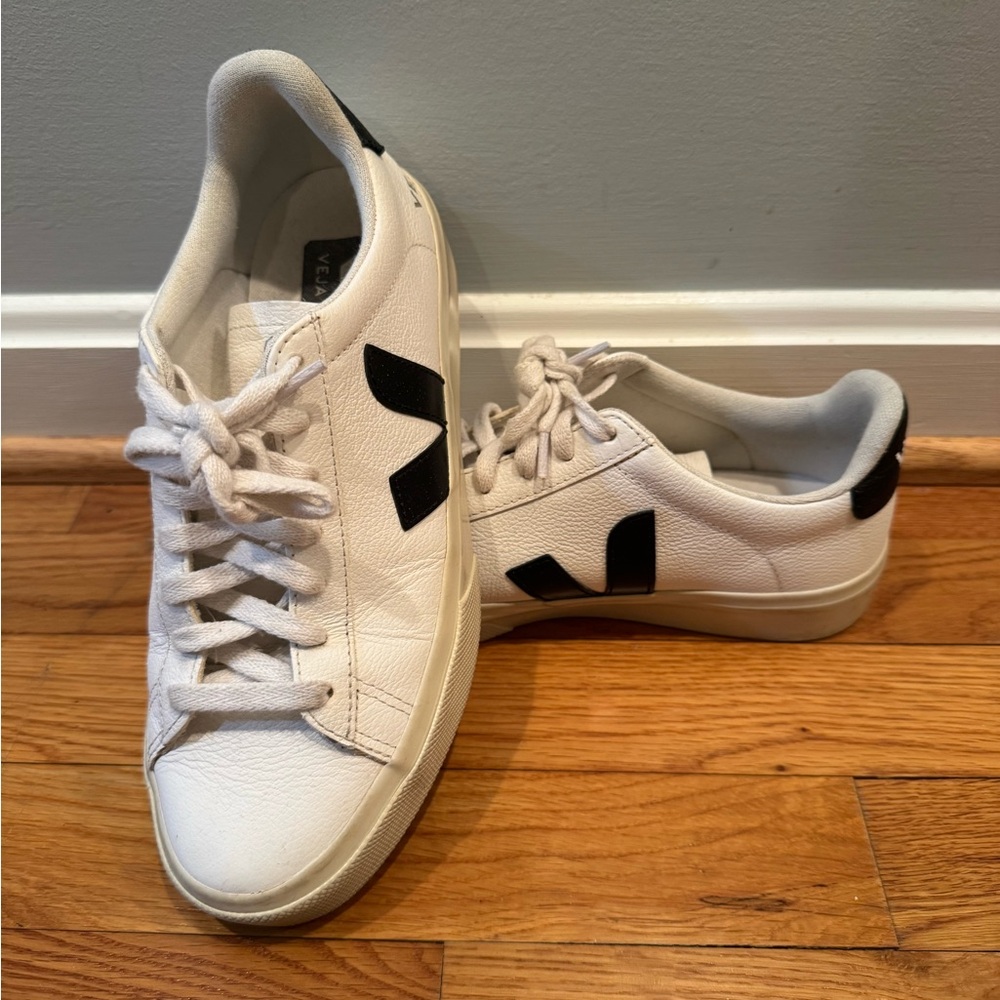 Veja Wome’s Classic White and Black Sneakers